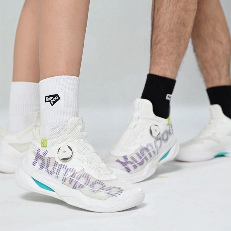 Kumpoo Badminton Shoes KH-G826 - Badminton Footwork review and price